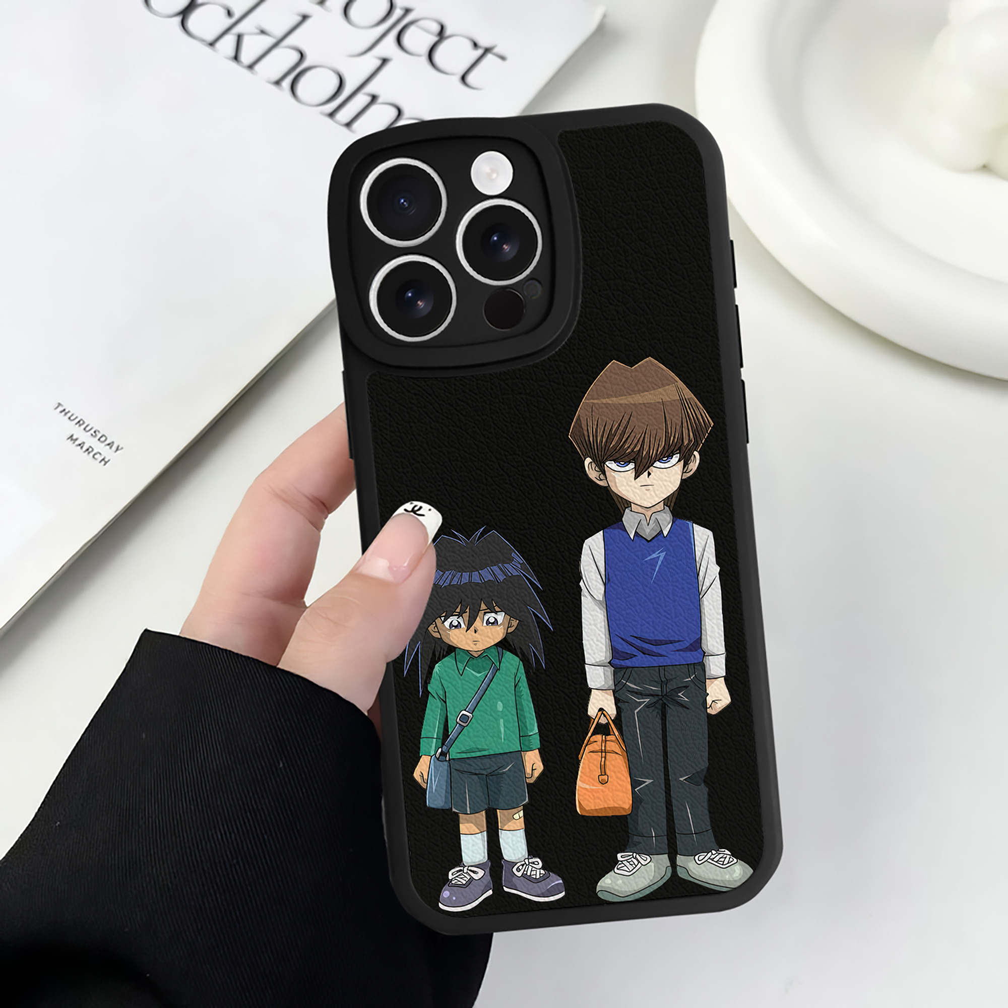 遊☆戯☆王 Yu-Gi-Oh! 【iPhone 16シリーズ対応】シリコンスマホケース（レザー調） 材質：シリコン